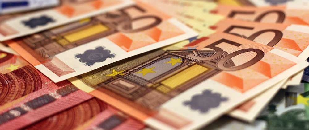 Verschil tussen economie en bedrijfseconomie Verschil tussen economie en bedrijfseconomie